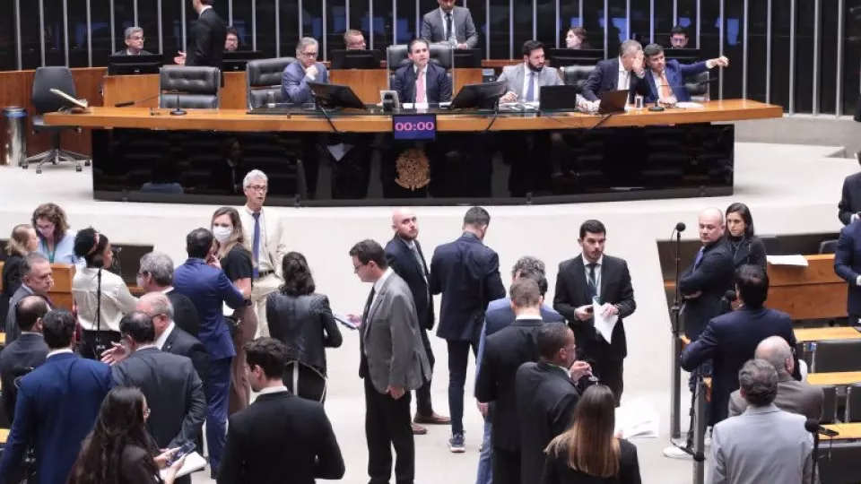 Por 330 A 104 Votos, Câmara Aprova Texto Principal Da Regulamentação Da Reforma Tributária