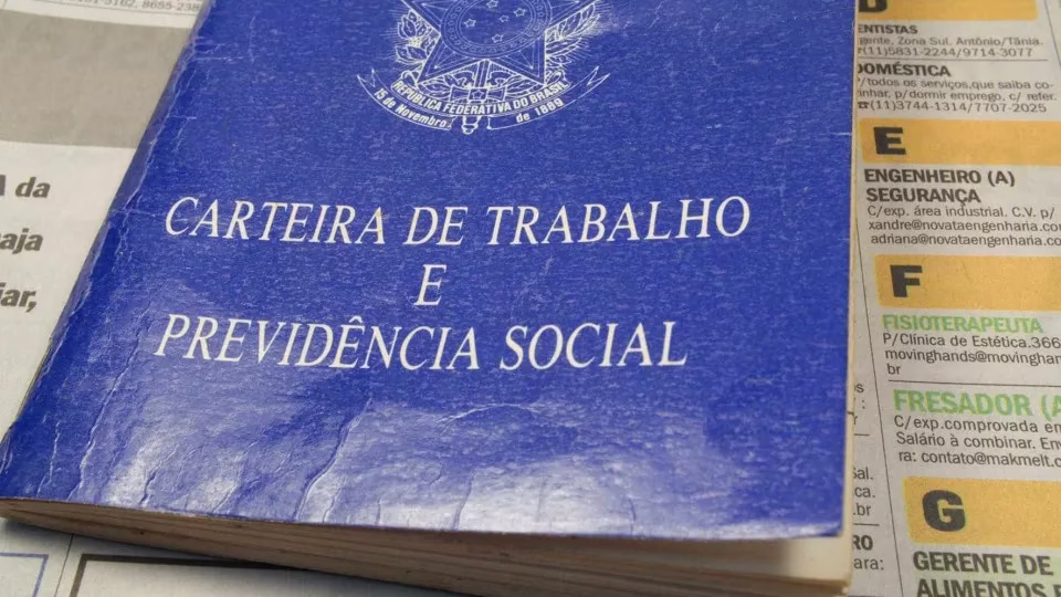 Desemprego cai para 5,1% em dezembro, o menor já registrado