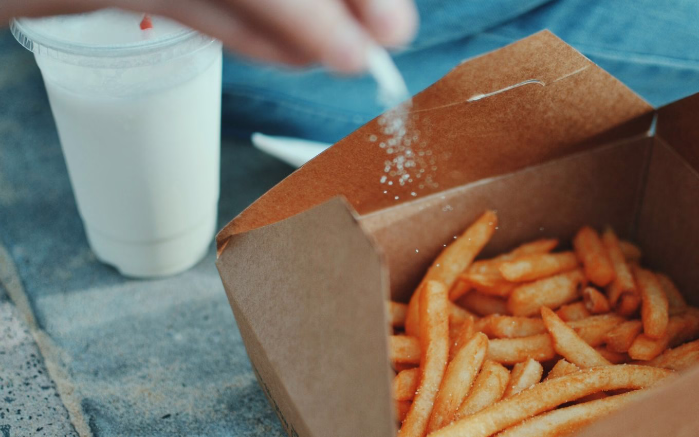 Você Pode Estar Consumindo Sal Sem Perceber No Dia A Dia · Economia Real