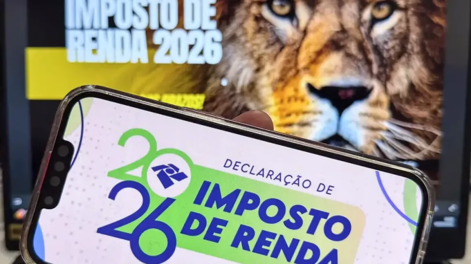 A quatro dias do fim do prazo, 26,1% dos contribuintes, o que corresponde a cerca de 11,5 milhões de pessoas, ainda não acertaram as contas com o leão. Até às 18h03 desta segunda-feira (25), a receita federal recebeu 32. 520. 296 declarações do imposto de renda pessoa física 2026 (ano-base 2025). A Quatro Dias Do Prazo, 11,5 Milhões Não Enviaram A Declaração Do Ir