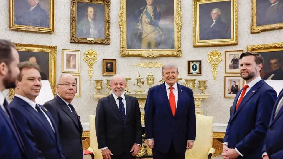 (folhapress) - o representante de comércio dos estados unidos, jamieson greer, afirmou nesta terça-feira (19) que teve uma primeira reunião com o ministro márcio elias rosa, do mdic (ministério do desenvolvimento, indústria e comércio). A conversa acontece após o encontro entre os presidentes luiz inácio lula da silva (pt) e donald trump no dia 7 de maio. Após Encontro Entre Lula E Trump, Eua E Brasil Têm Reunião Sobre Tarifas
